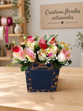 Boîte cadeau anniversaire garnie de roses